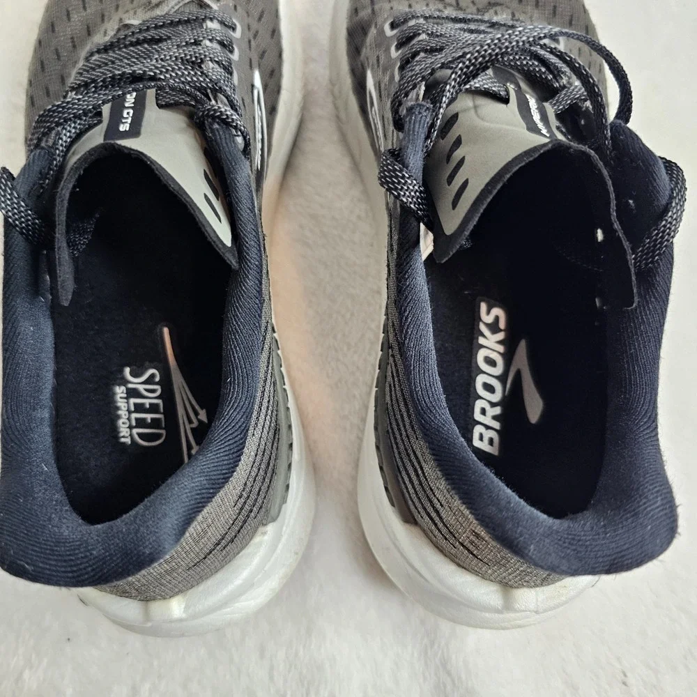 Women's Brooks Hyperion GTS, Gunmetal/Black/White,Size 9 B Medium US
